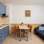Apartment Sunny Makarska