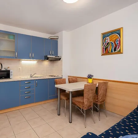 Sunny Apartment