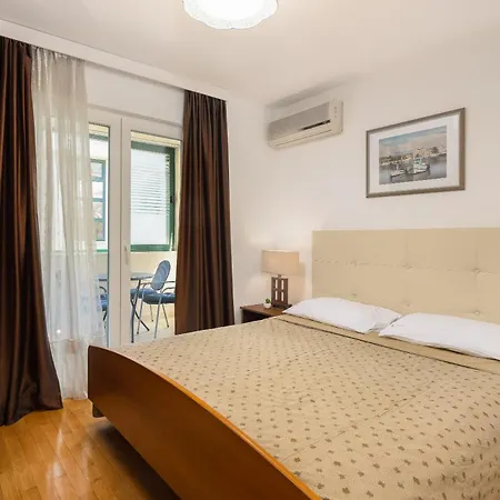 Apartment Sunny
