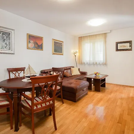 Apartment Sunny