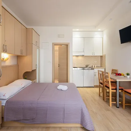 Apartment Sunny