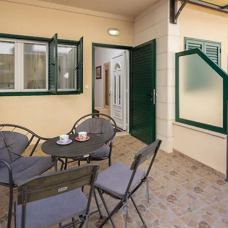 Apartment Sunny Makarska